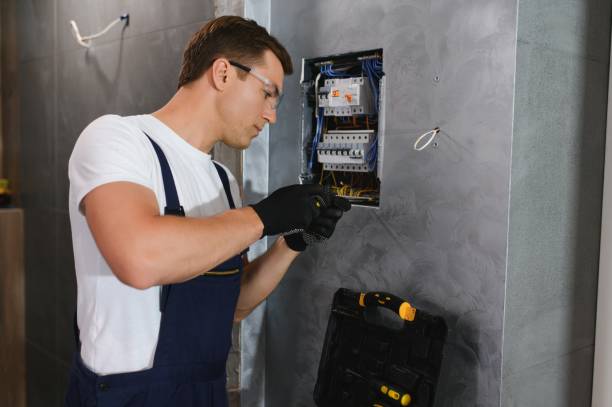 Best Commercial Electrician Services  in Loch Lomond, VA